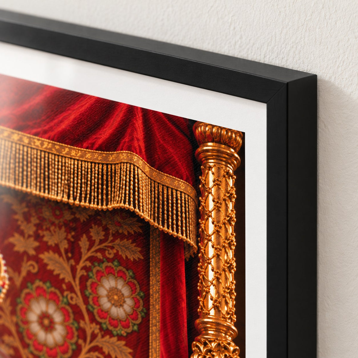 Custom cat portrait poster, Royal style, Black frame, frame corner